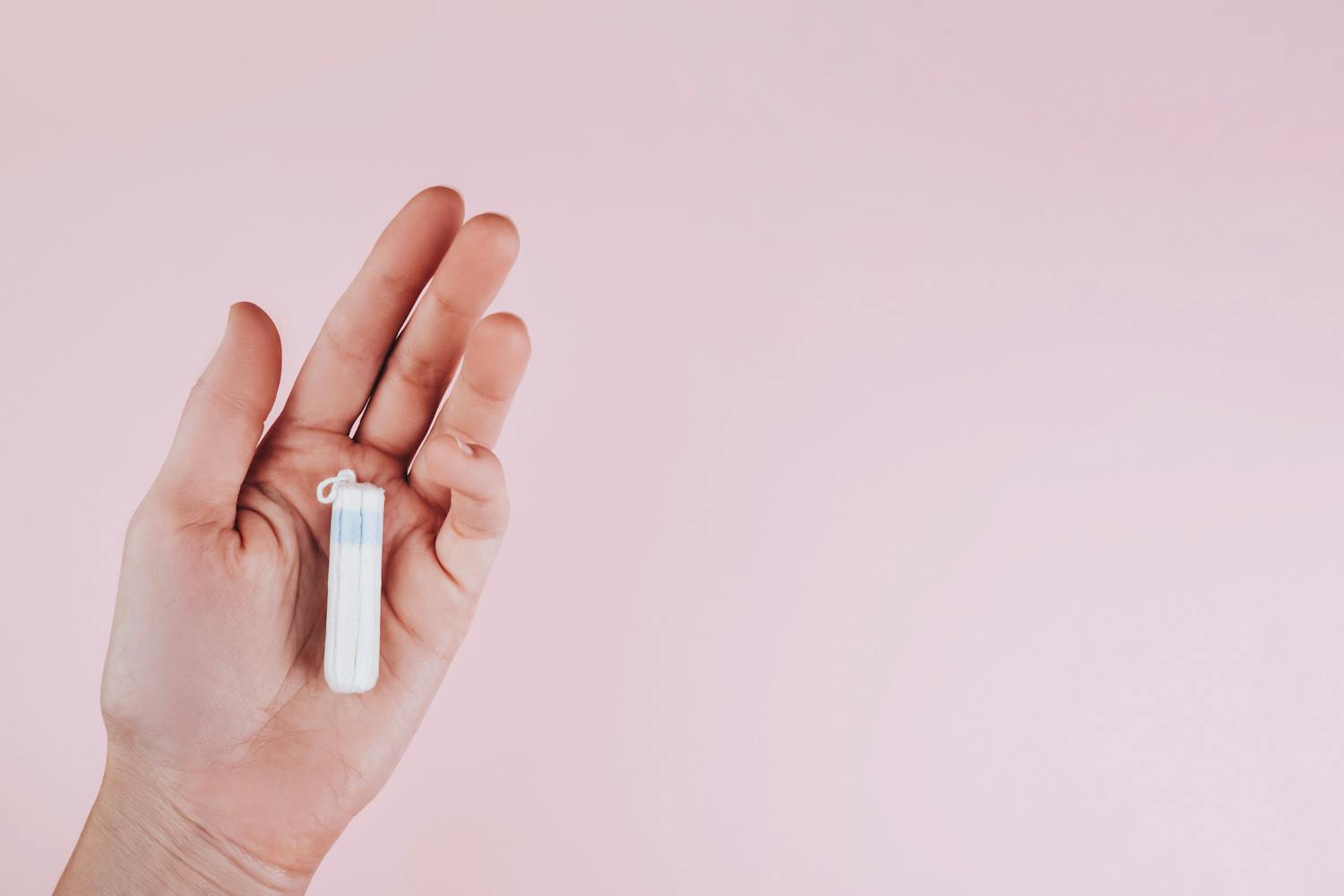 Syndrome du choc toxique lié aux règles : quels symptômes et traitements ?