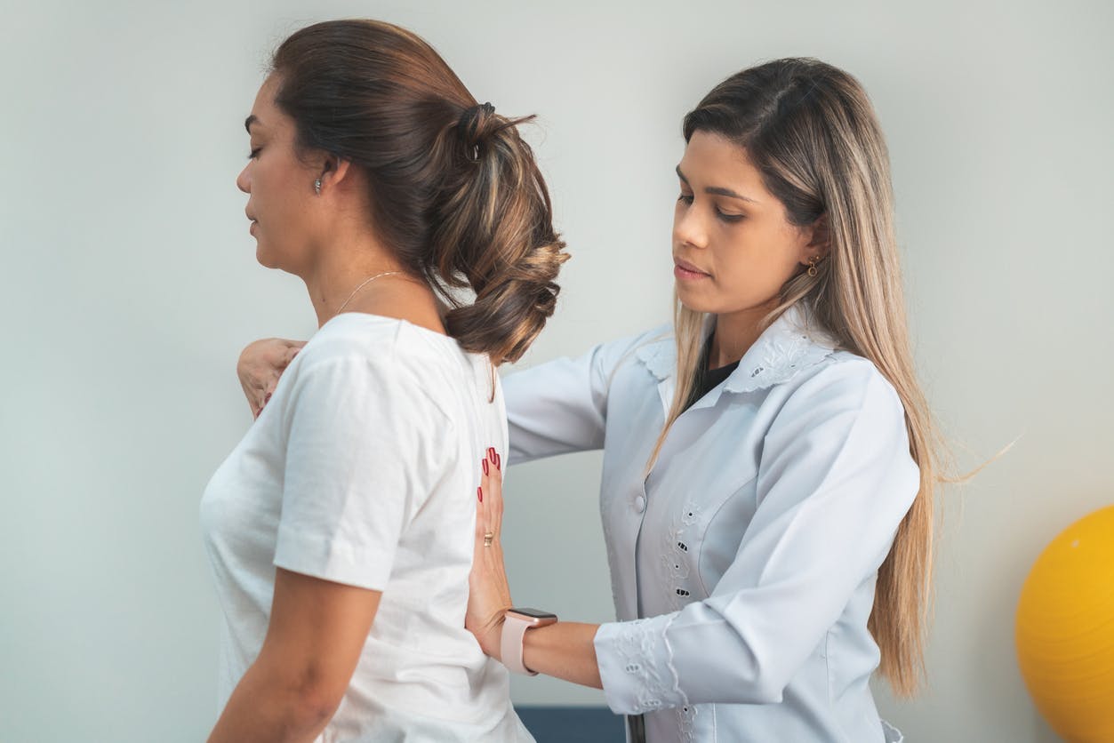 Dans quels cas consulter un posturologue ?